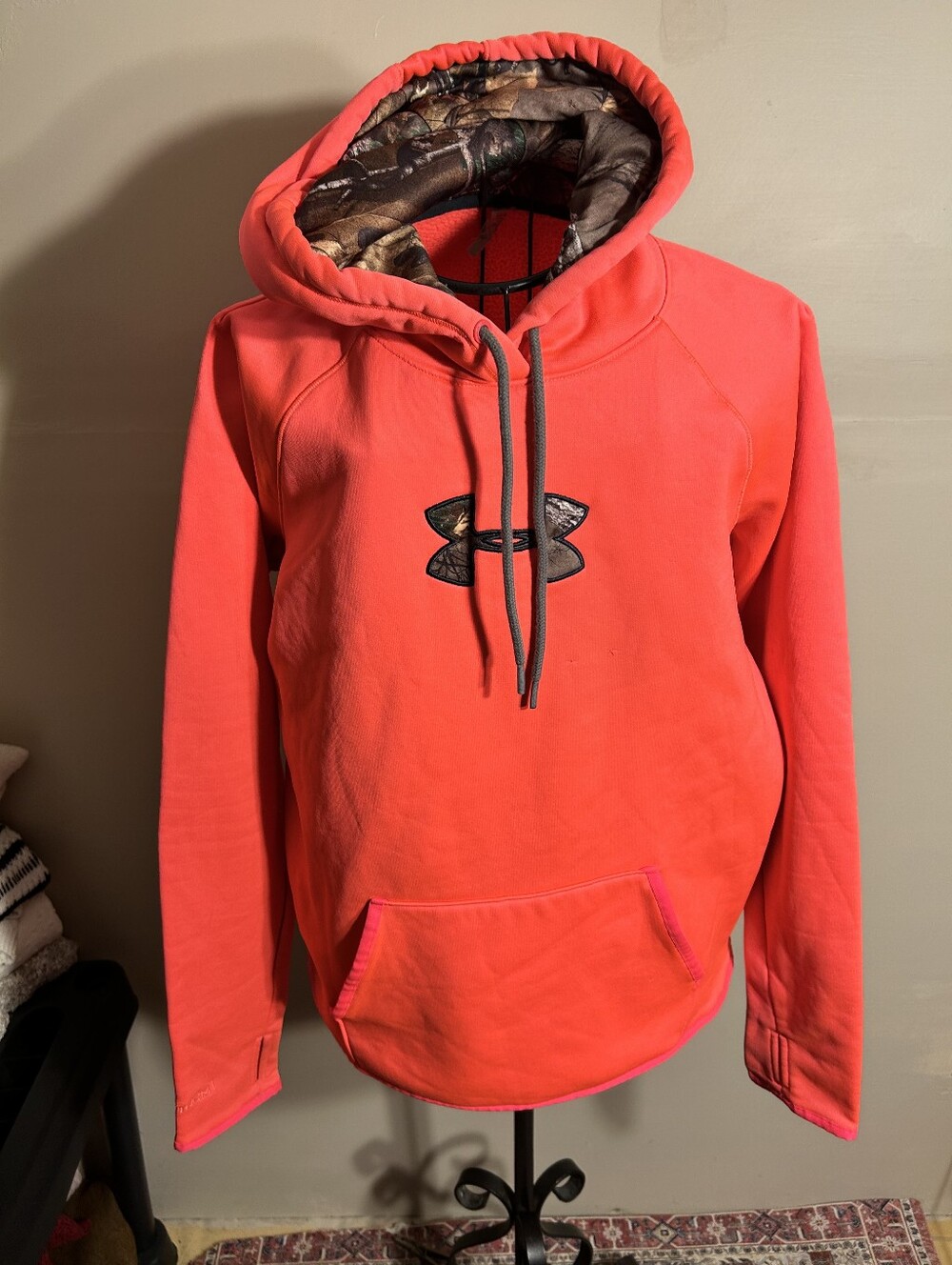 under armour womens size large  sweatshirt outdoor gorpcore hoodie camo orange